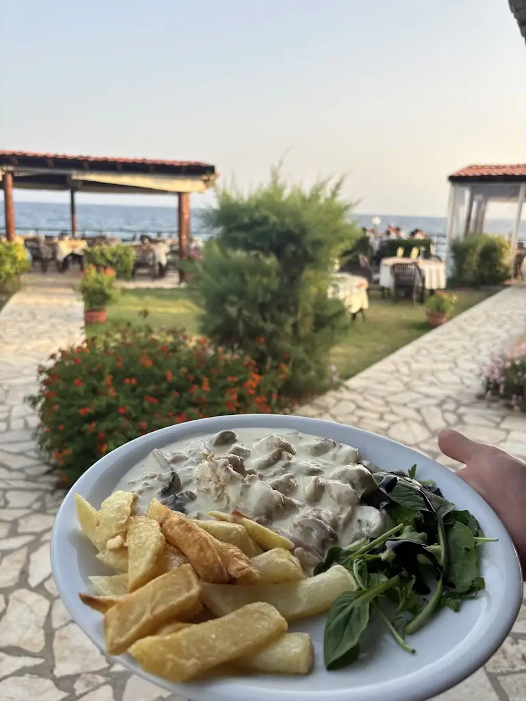 SEA GULLS Restaurant Bar_Ágios Geórgios_slider_image_3