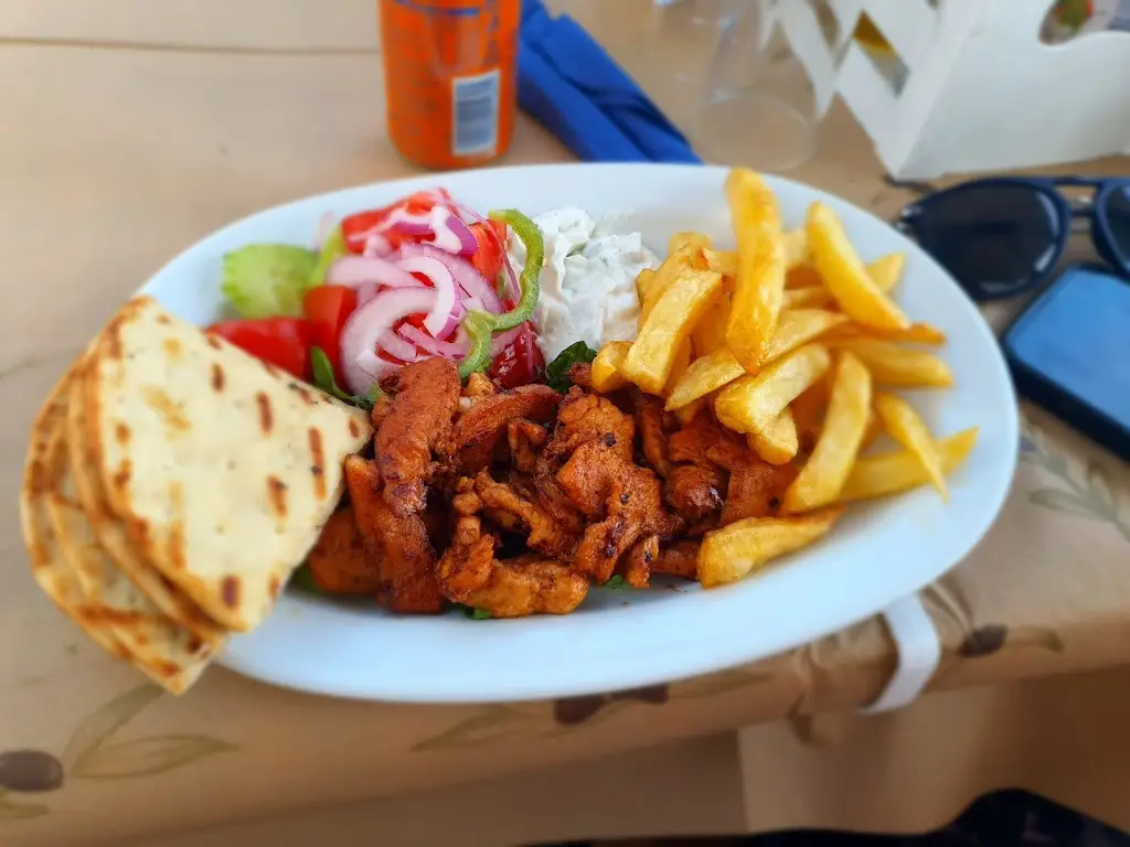 Menü_Malibu taverna_Ágios Geórgios_Bild_8