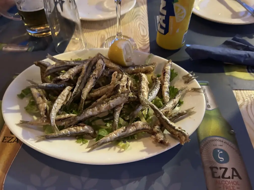 martin macho_Malibu taverna_Ágios Geórgios_Bewertung