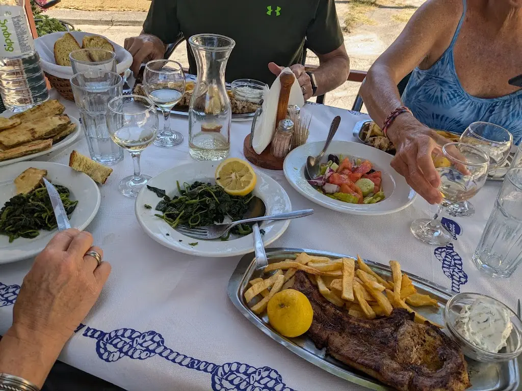 Menü_Αλίνα - Alina_Aidipsós_Bild_4