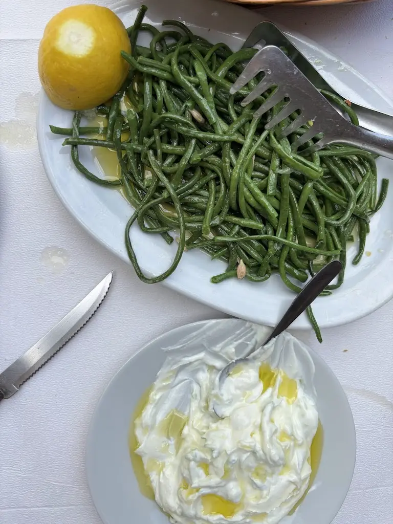 Αλίνα - Alina_Aidipsós_slider_image_3