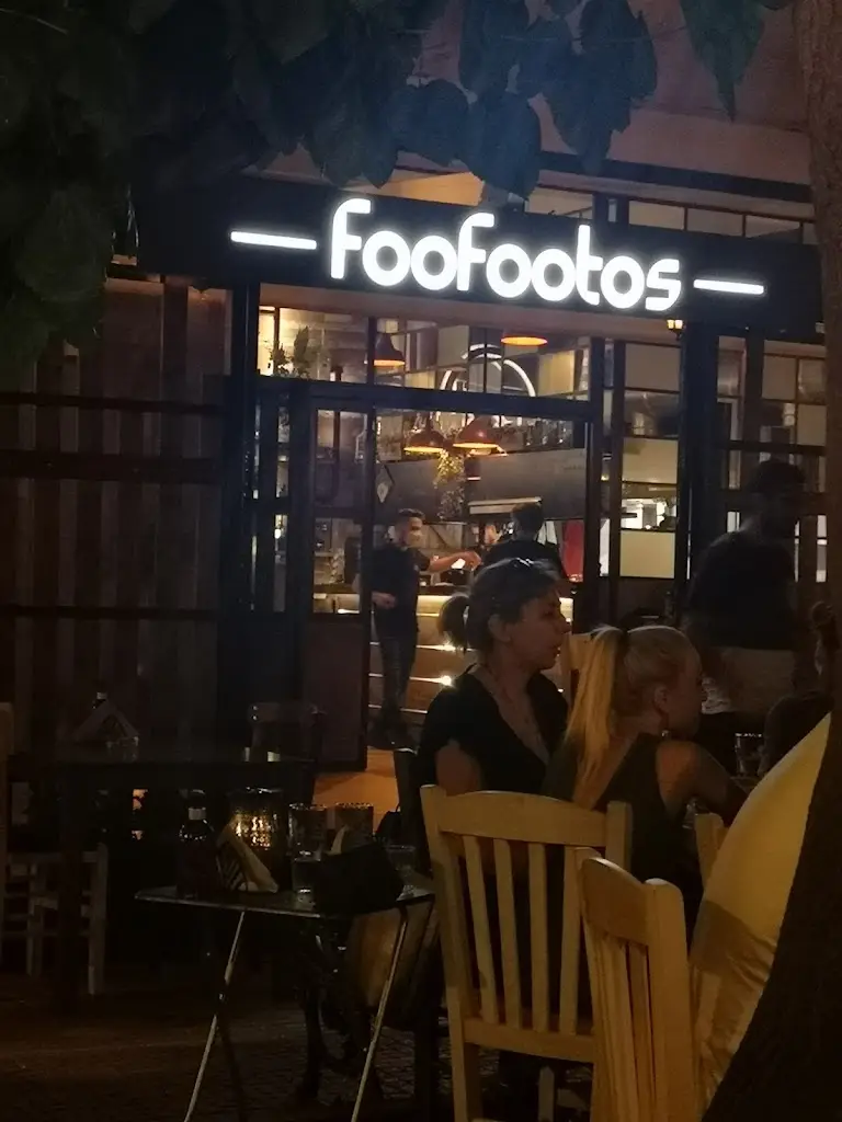 Pavlos Litsanidis_Foofootos_Zográfos_review