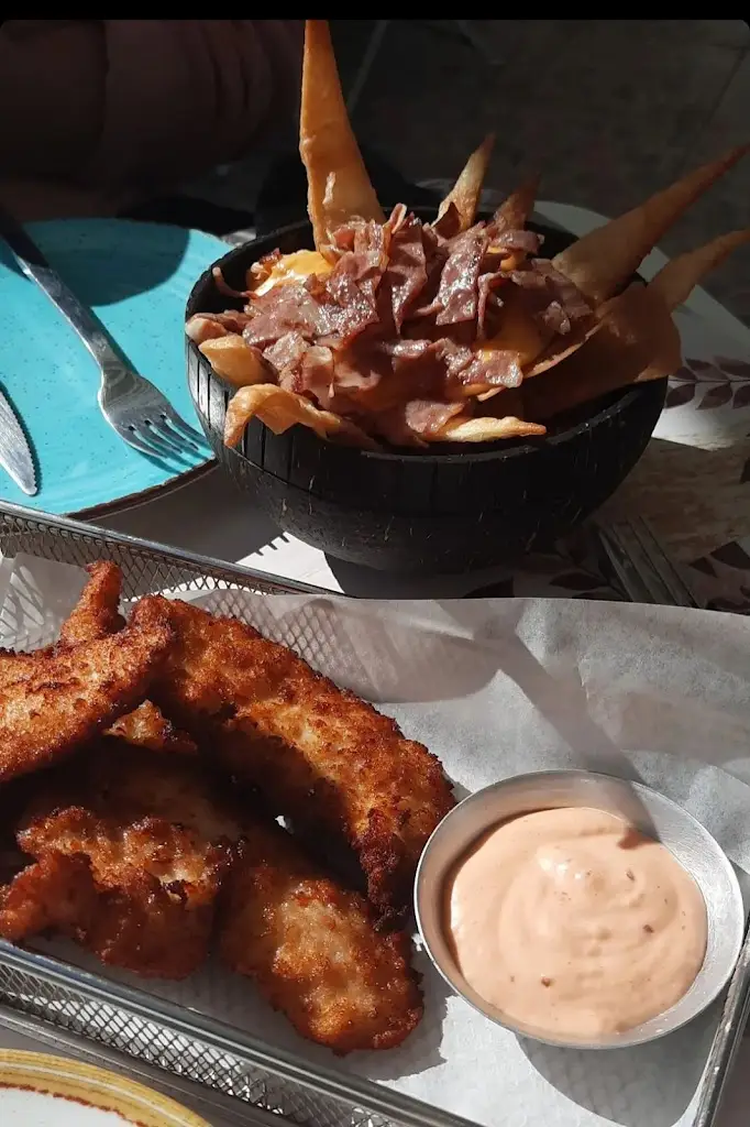 Alexandra Kaminari_Lalupa_Zográfos_Bewertung