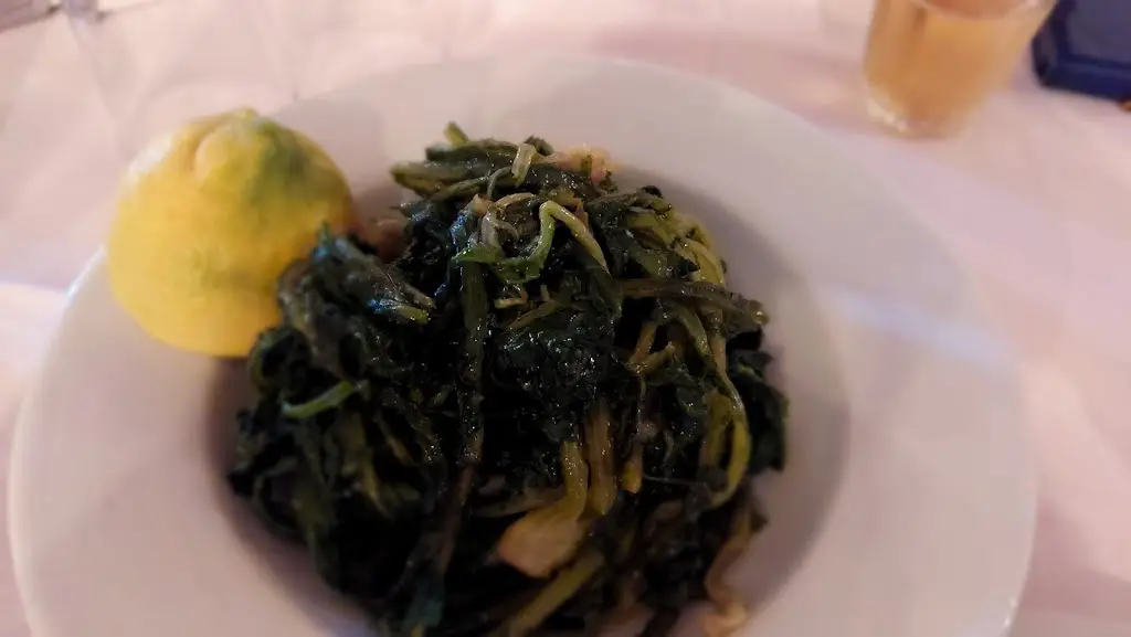 Menü_Thalpōrḗ_Zográfos_Bild_8