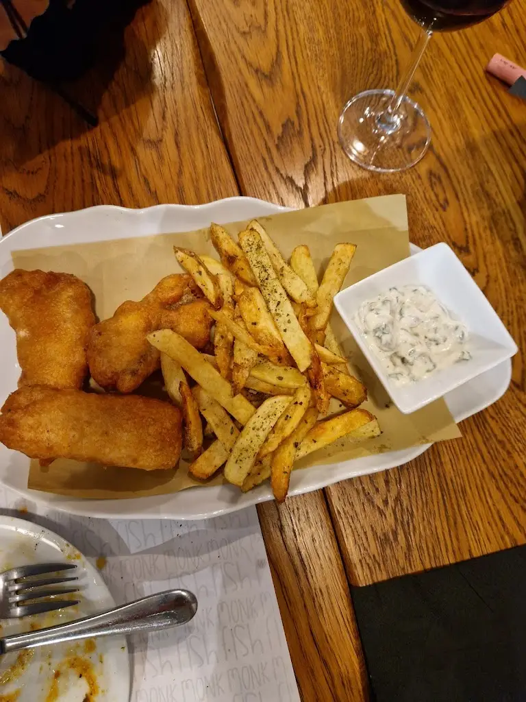 Duncan Sweet_MonkFish Athens_Zográfos_review