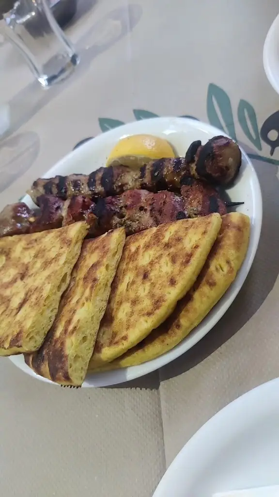 Aurora Zanello_Rabaḯsi_Zográfos_review