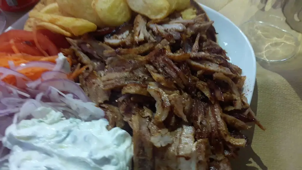 Rabaḯsi_Zográfos_slider_image_2