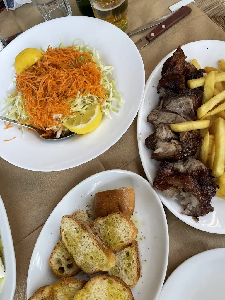 Τα ψητά της παρέας_Zográfos_slider_image_3