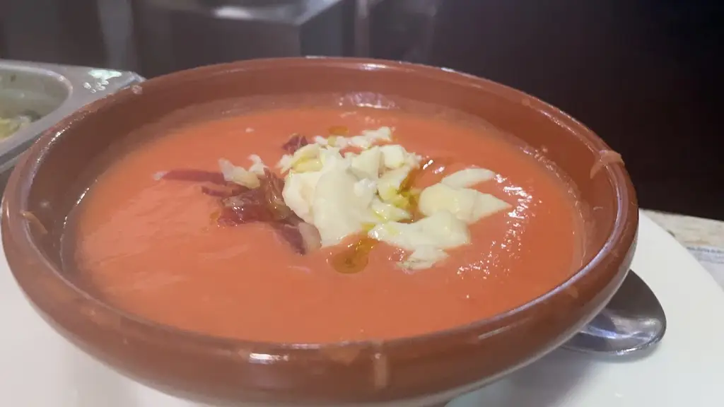 alsos dine_Zográfos_slider_image_3