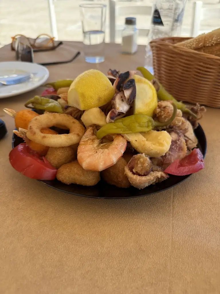 Iamatikon_Amárynthos_slider_image_2