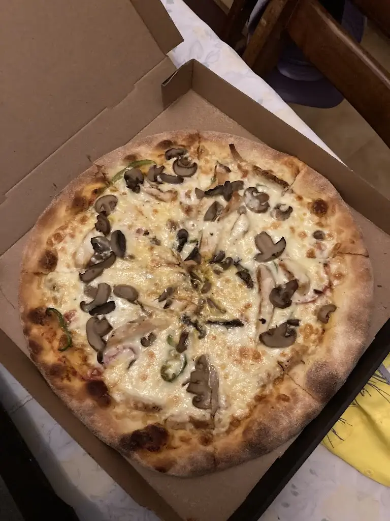 Menü_Pizza Amato_Anávyssos_Bild_9