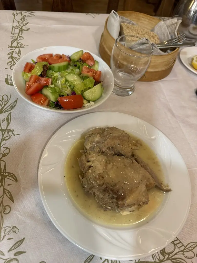 Enno Ratsep_Ταβέρνα Καλιφόρνια_Amfíkleia_review