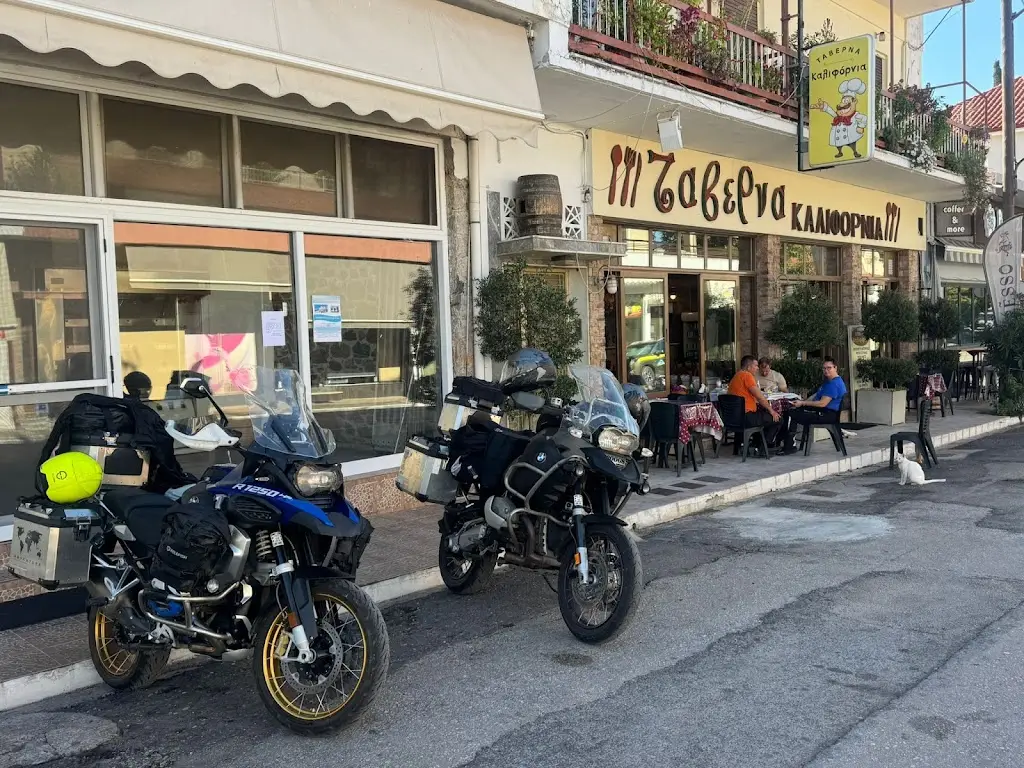 Jakov Okmazic - Afitat Travel_Ταβέρνα Καλιφόρνια_Amfíkleia_review