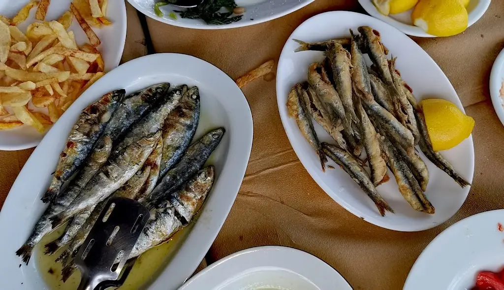 Menu_Η ΚΥΡΑ ΛΕΝΗ_Akraifnía_image_2