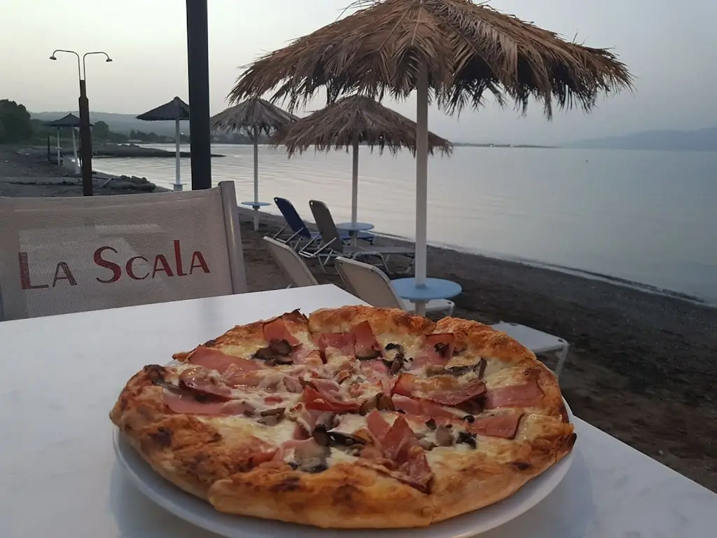 LA Scala Beach Bar - Restaurant_Akraifnía_slider_image_3