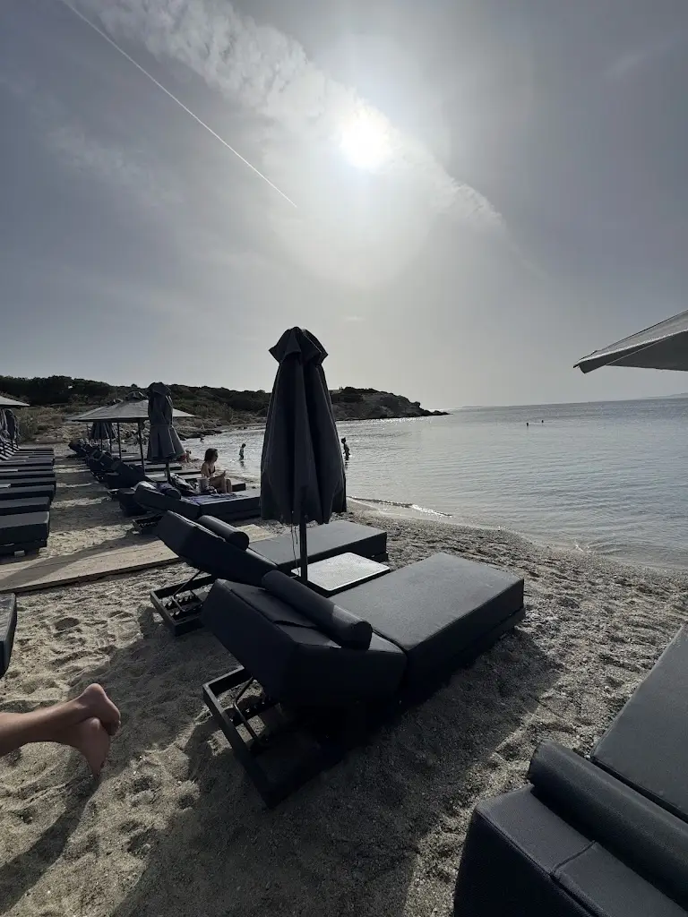 Skia beach bar_Anávyssos_slider_image_3