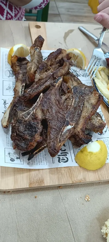 Menü_Kollias Thebes_Akraifnía_Bild_4