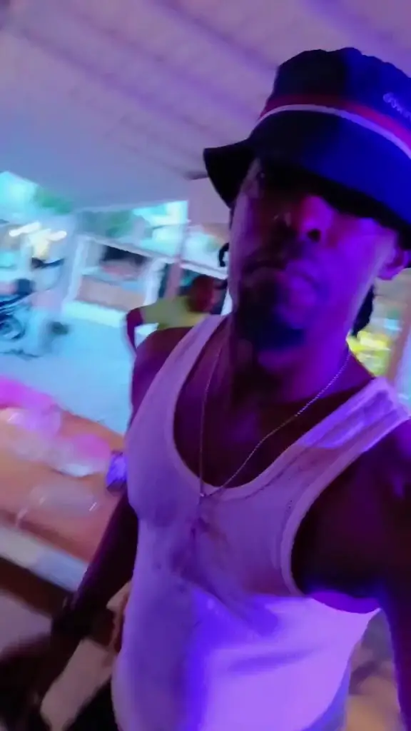 Services Digitaux_Ippokampos Beach Bar Αλυκές Χαλκίδα_Akraifnía_Bewertung