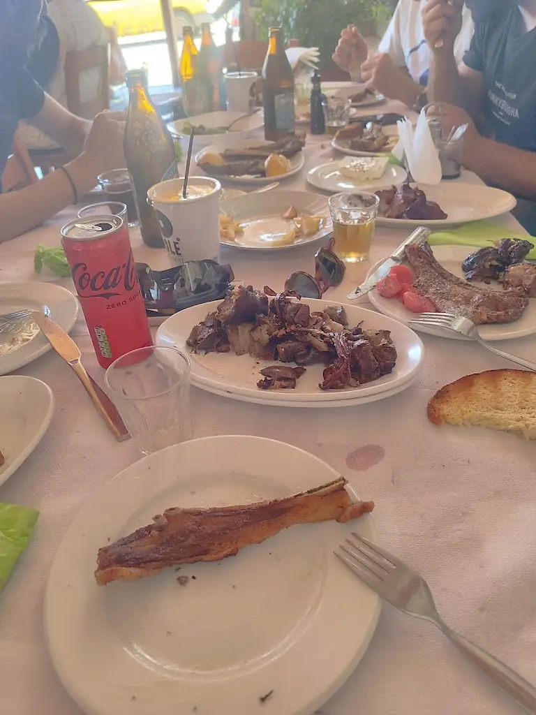 Νικόλας Γκίκας_Ο Λακιώτης_Akraifnía_recensione