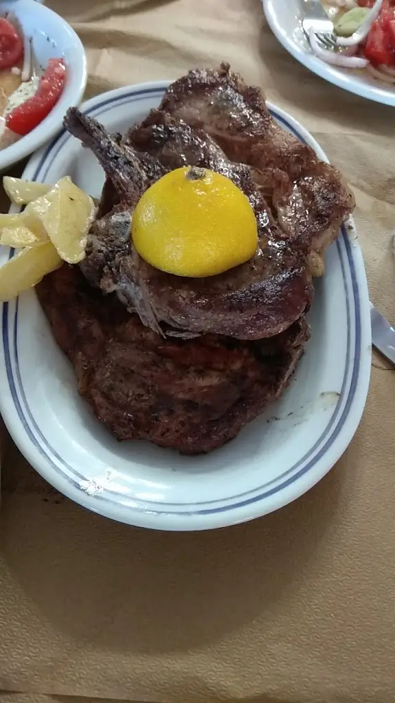 Menü_Ταβέρνα του Παππού_Akraifnía_Bild_3