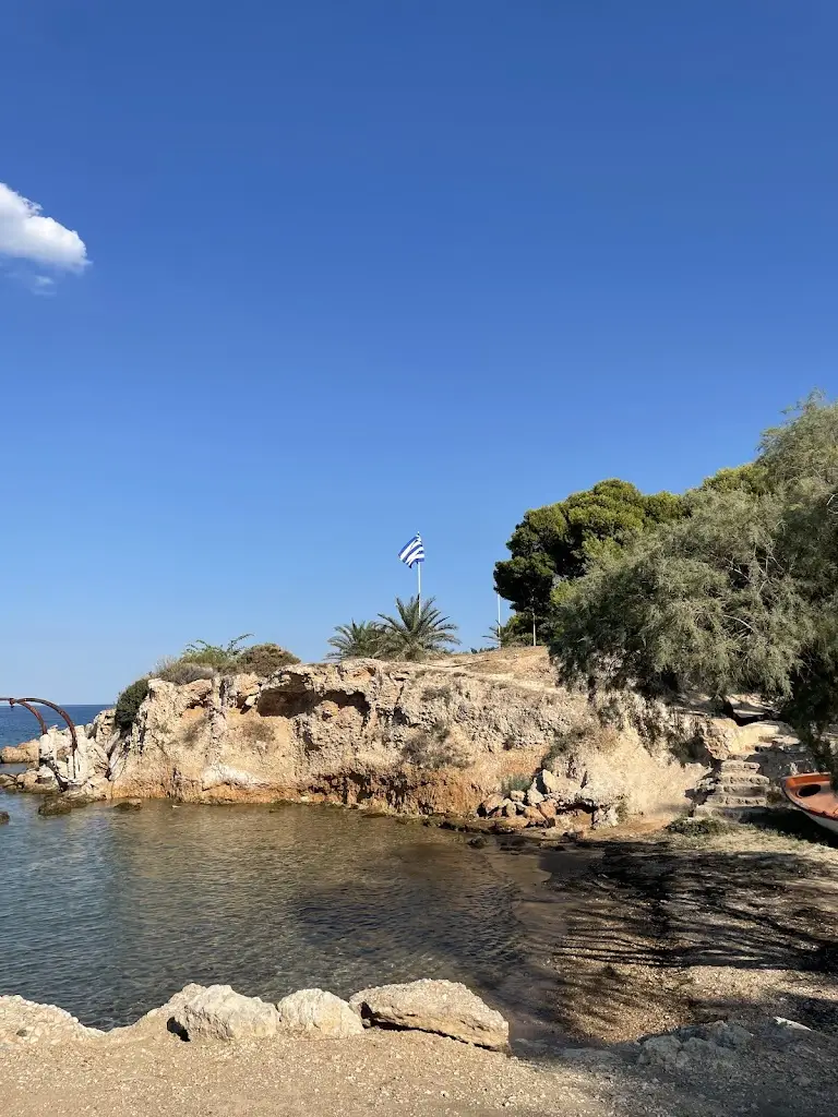 Jan Konetzki_Kavos_Akraifnía_Bewertung