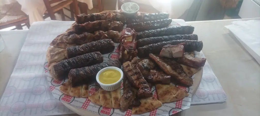 Menu_Πέτρινο_Akraifnía_image_2