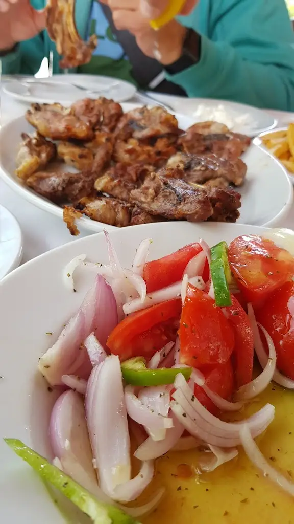 Menu_Ο Κουκλάκης_Akraifnía_image_4