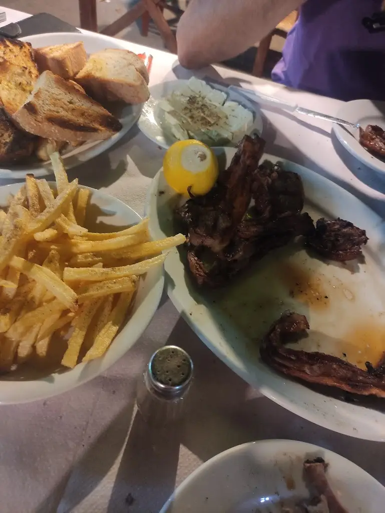 Menu_Ο Κουκλάκης_Akraifnía_image_6