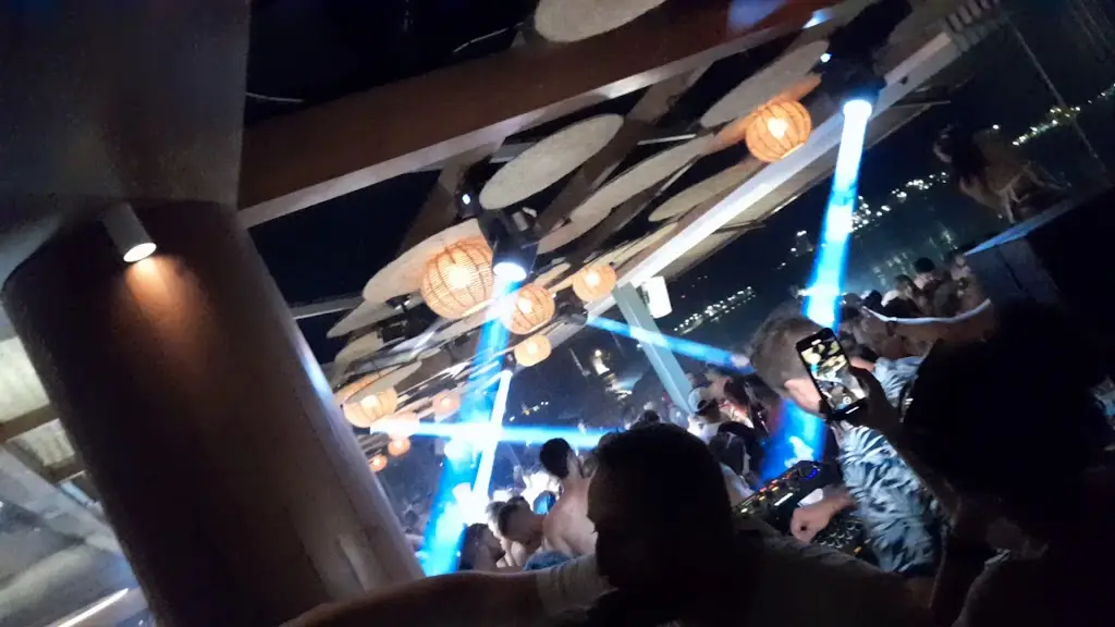 BALUSE seascape all day bar_Alivéri_slider_image_2