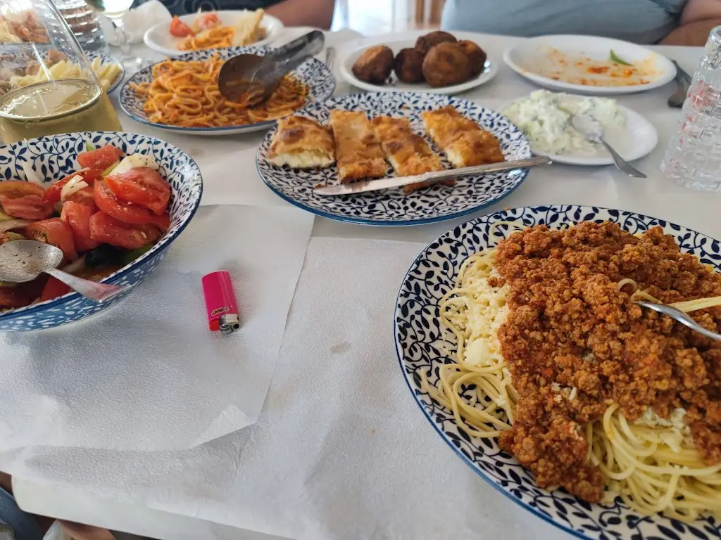 Menu_Μελπωνοστιμιές (Melpo's)_Alivéri_imagen_4