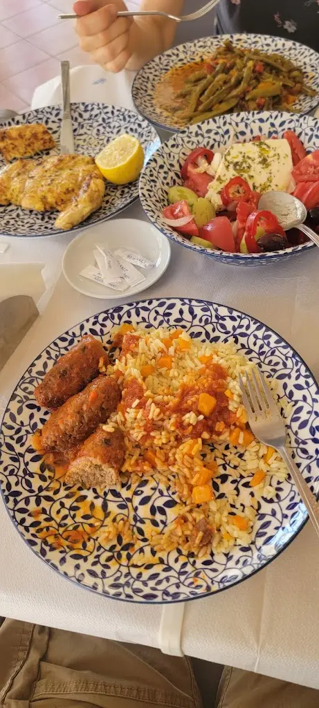 Menu_Μελπωνοστιμιές (Melpo's)_Alivéri_imagen_8