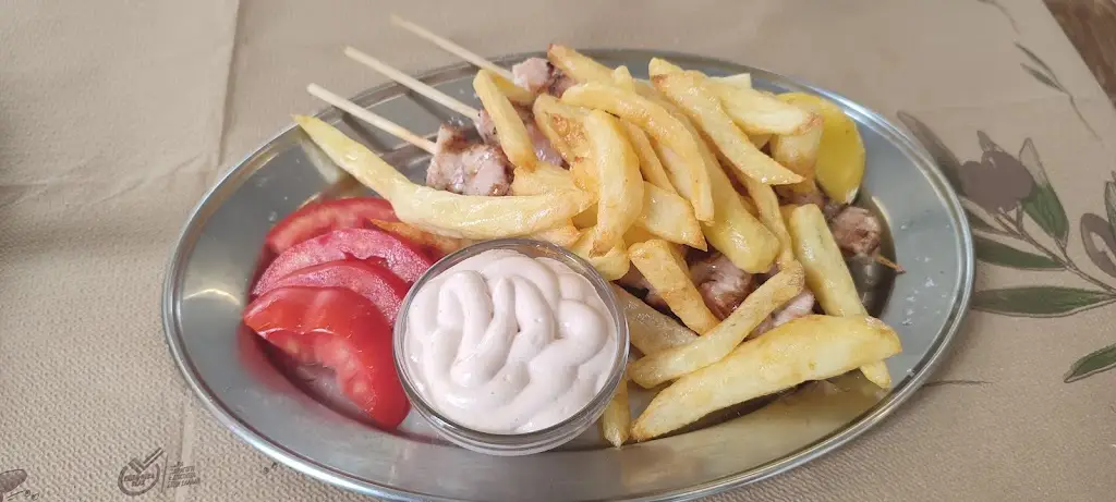 Menü_Το στενό_Alivéri_Bild_2