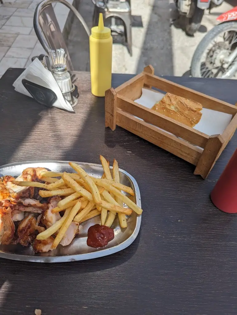 Menü_Mases_Alivéri_Bild_1