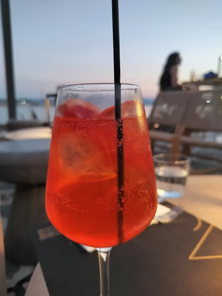 Menu_Novus Island_Alivéri_image_4