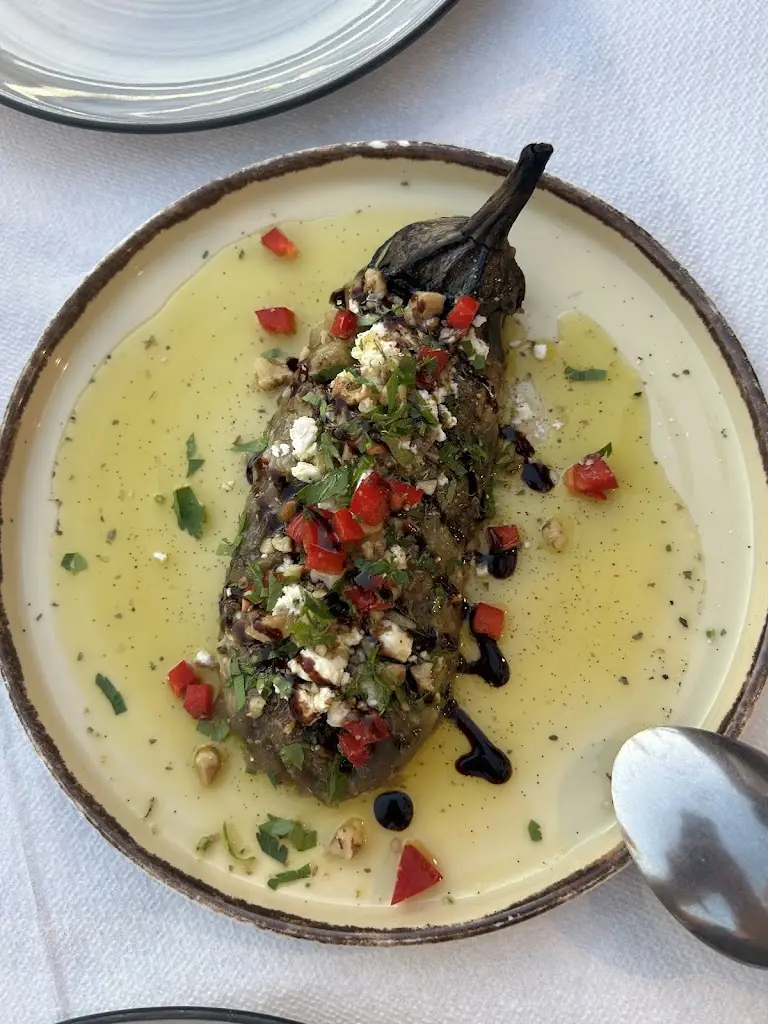 Imogen Harvey_Pelaïsos_Aegina_Bewertung