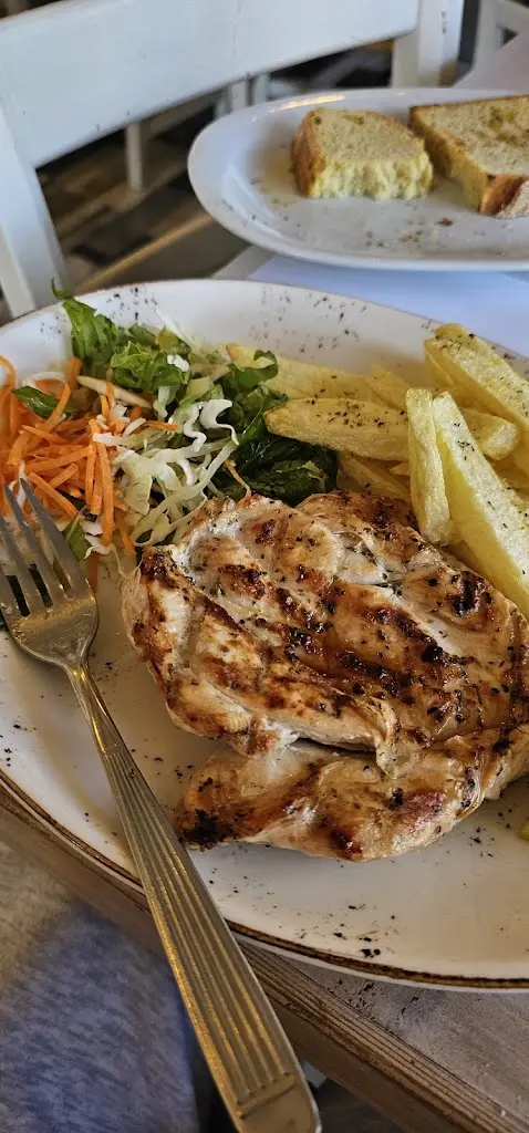 Guy K_Elladographia_Ámfissa_Bewertung