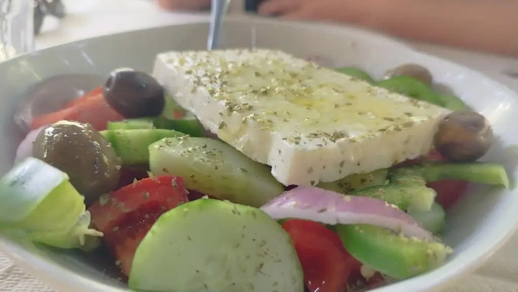 Menü_Salona_Ámfissa_Bild_2