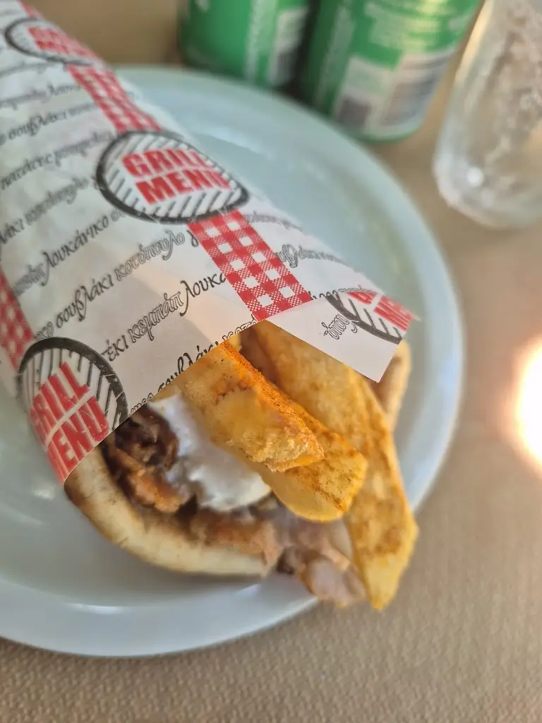 Salona_Ámfissa_slider_image_2