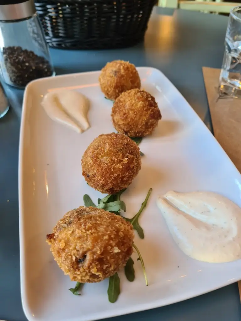 Menü_Mpakalógatos_Ámfissa_Bild_5