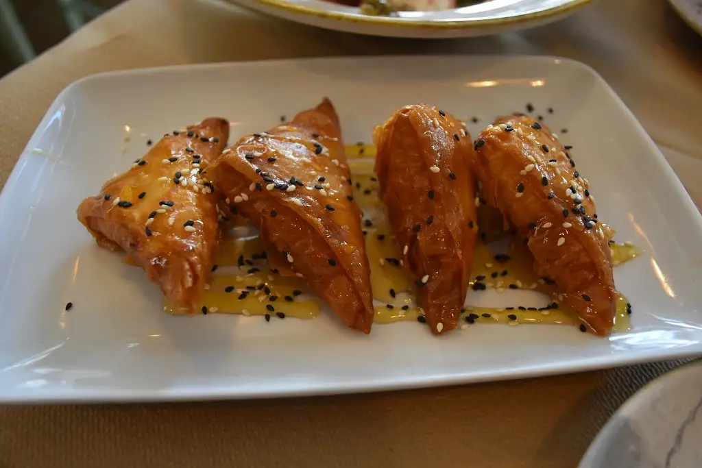 Menü_Mpakalógatos_Ámfissa_Bild_7