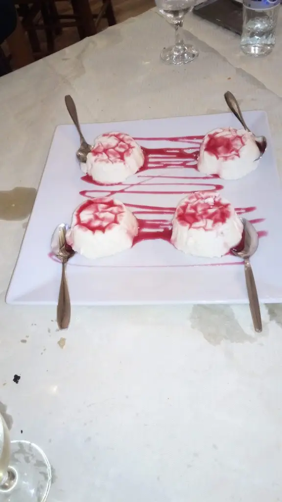 Menü_ΠΛΑΤΑΝΟΣ ΕΣΤΙΑΤΟΡΙΟ CATERING_Atalánti_Bild_2