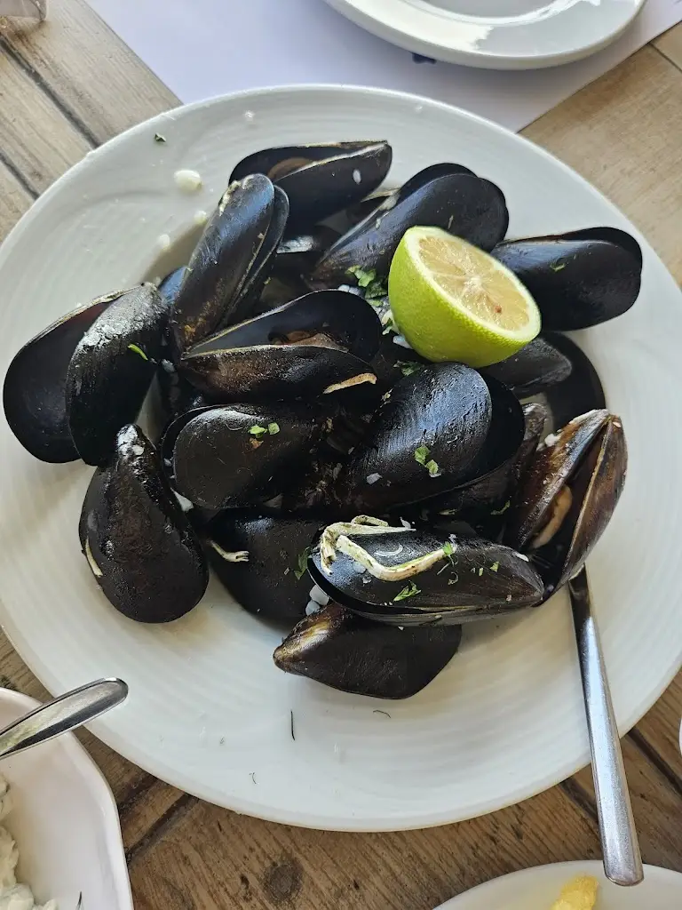 Menu_Ψαροταβέρνα ΒΑΛΑΟΥΡΑΣ_Antikyra_image_7