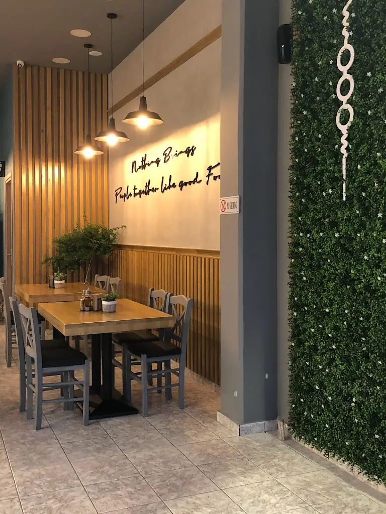 Gioti's grill & more_Áno Liósia_slider_image_1