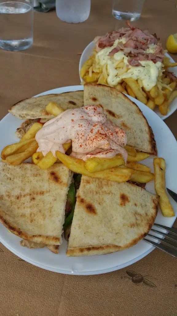 Menü_Kati Pshnetai_Antikyra_Bild_8