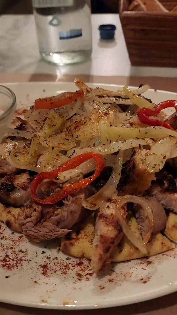 To Tsoukali_Aráchova_slider_image_2