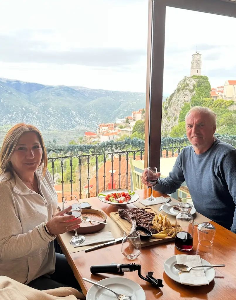 alexia kalantzis_To Archontiko_Aráchova_Bewertung