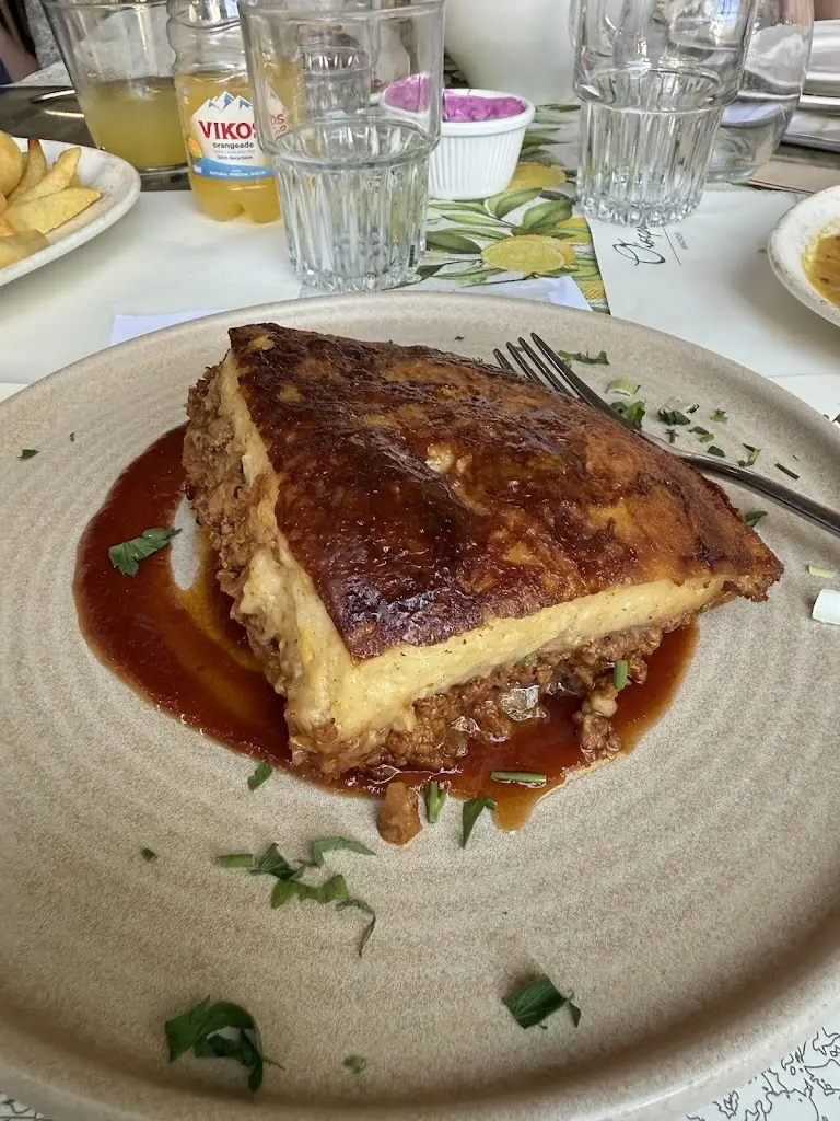 Angi C_Oistros_Aráchova_Bewertung