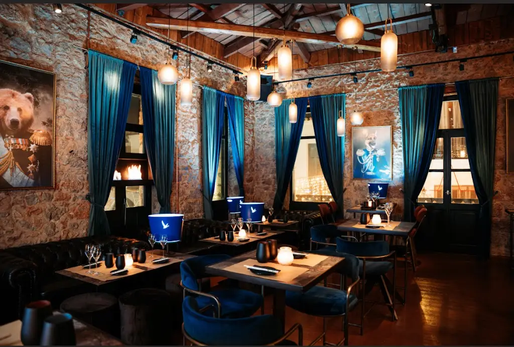 YUKI Mountain Bar Restaurant in Aráchova