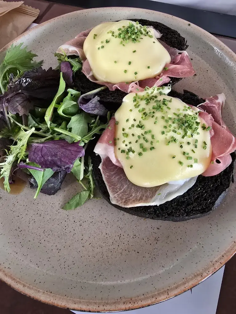 Lefkios Christodoulou_Sehre_Aráchova_Bewertung