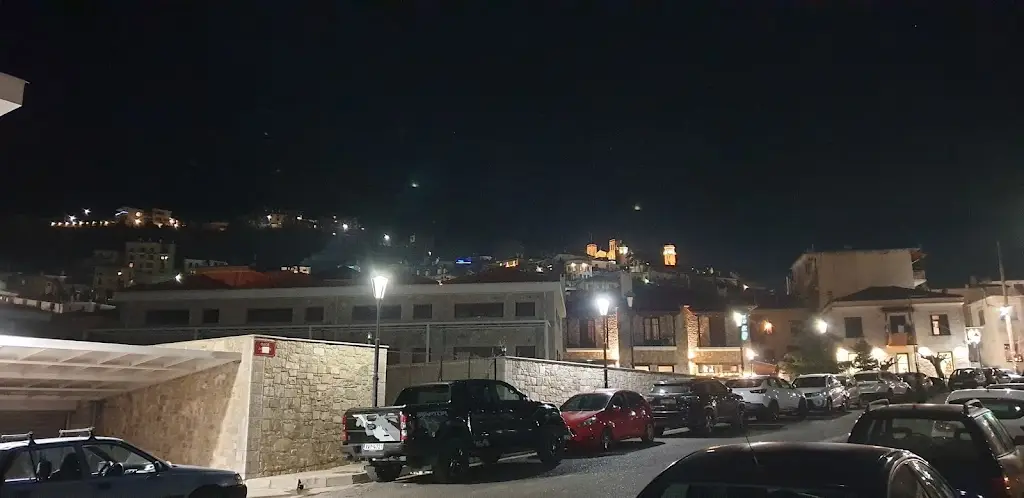 Dionne J_To Pithari_Aráchova_review